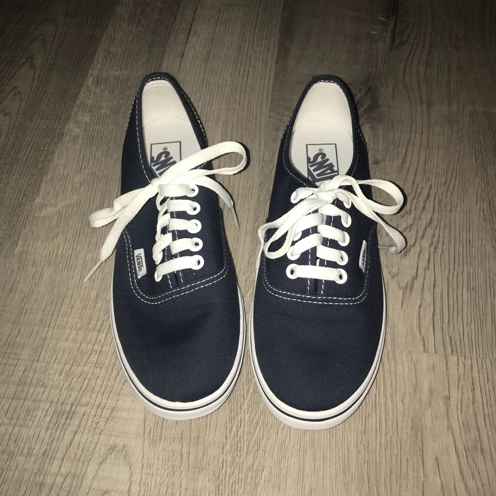 Vans - Picture 2 of 3